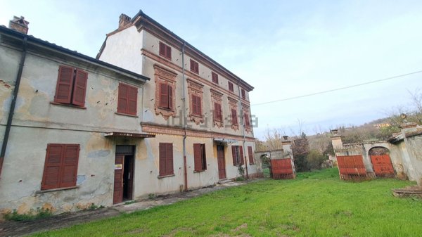 casa indipendente in vendita a Torricella Verzate