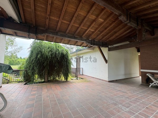 casa indipendente in vendita a Torricella Verzate