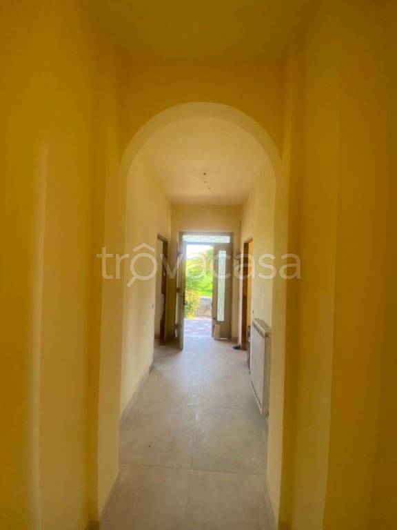 casa indipendente in vendita a Torricella Verzate