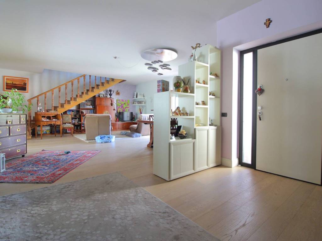 casa indipendente in vendita a Travacò Siccomario in zona Rotta
