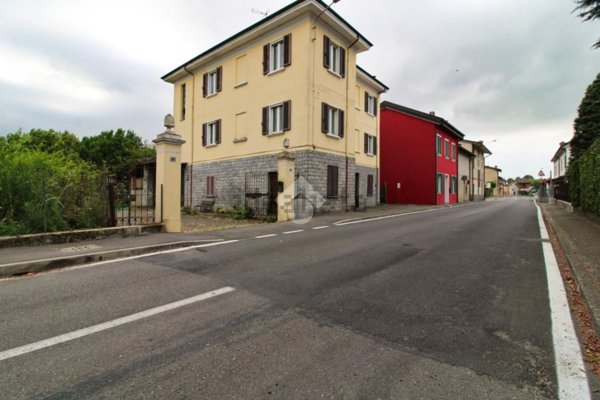 casa indipendente in vendita a Travacò Siccomario
