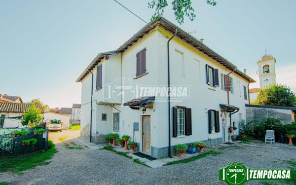 casa indipendente in vendita a Travacò Siccomario