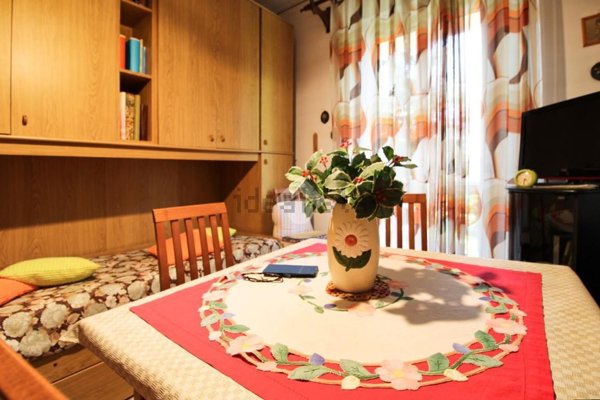 appartamento in vendita a Travacò Siccomario