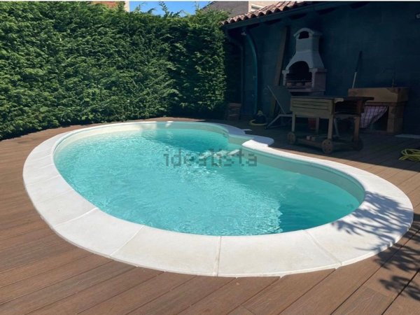 casa indipendente in vendita a Travacò Siccomario in zona Chiavica