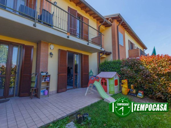 appartamento in vendita a Travacò Siccomario