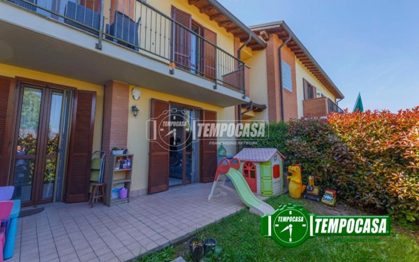 appartamento in vendita a Travacò Siccomario