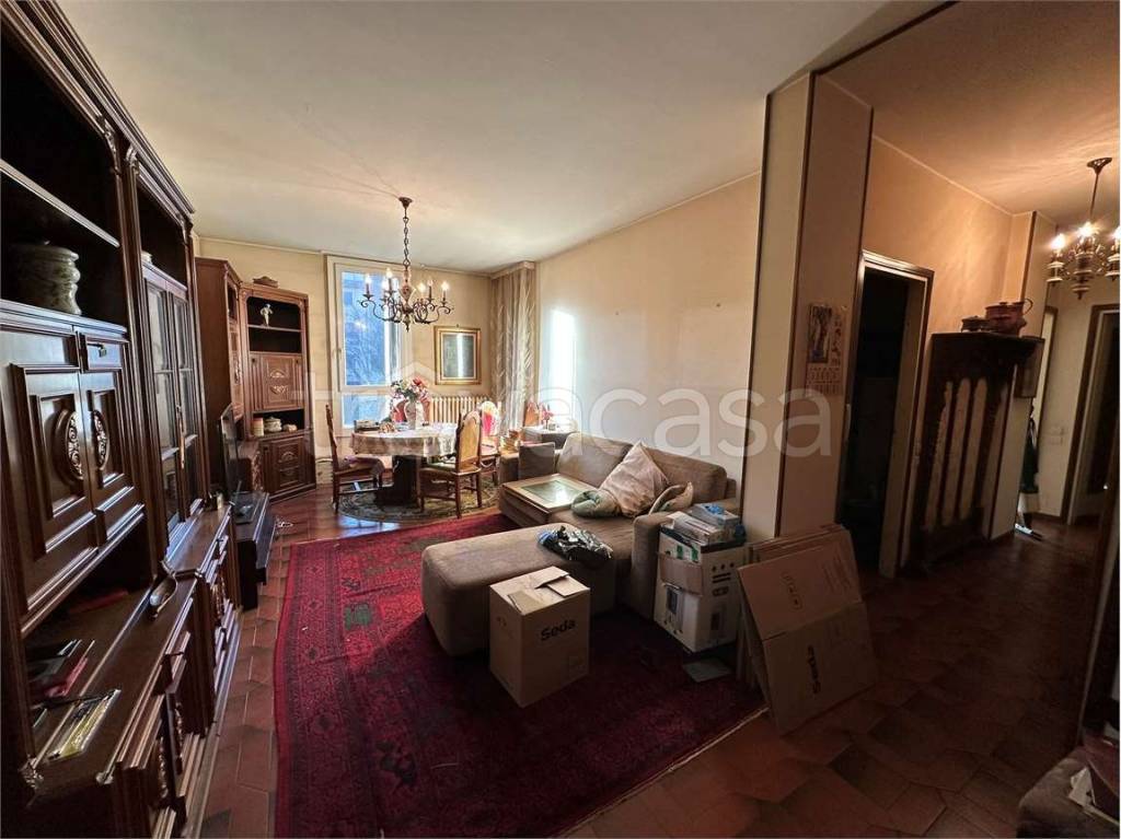 appartamento in vendita a Travacò Siccomario in zona Rotta