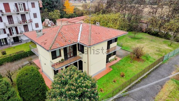 casa indipendente in vendita a Travacò Siccomario in zona Chiavica