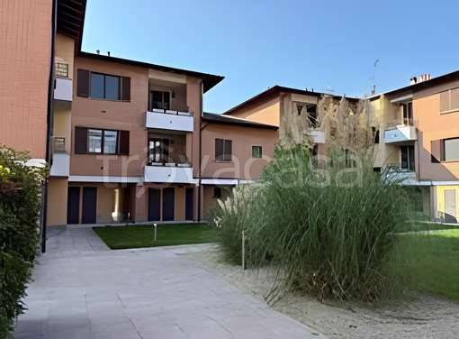 appartamento in vendita a Travacò Siccomario