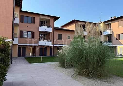 appartamento in vendita a Travacò Siccomario