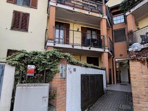 appartamento in vendita a Travacò Siccomario