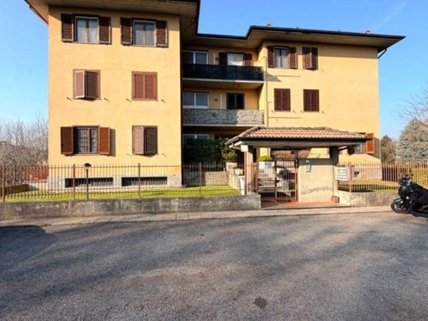 appartamento in vendita a Travacò Siccomario in zona Rotta
