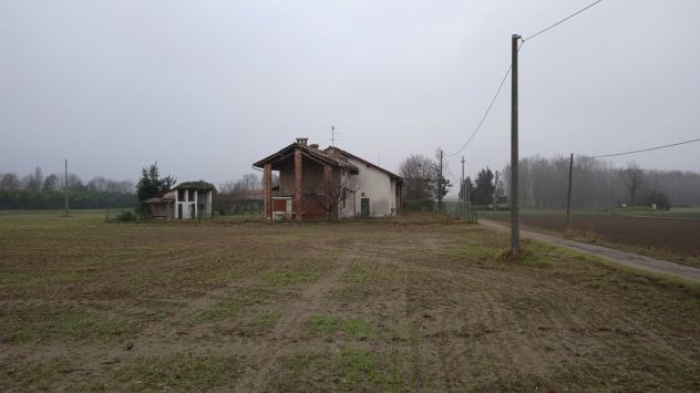 casa indipendente in vendita a Travacò Siccomario