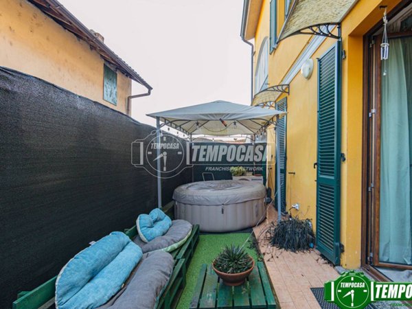 appartamento in vendita a Travacò Siccomario