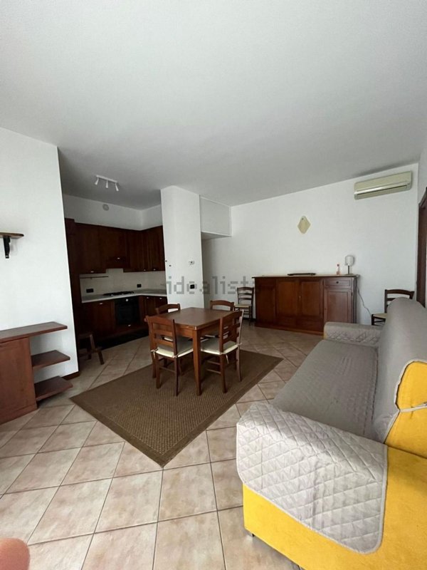 appartamento in vendita a Travacò Siccomario in zona Rotta