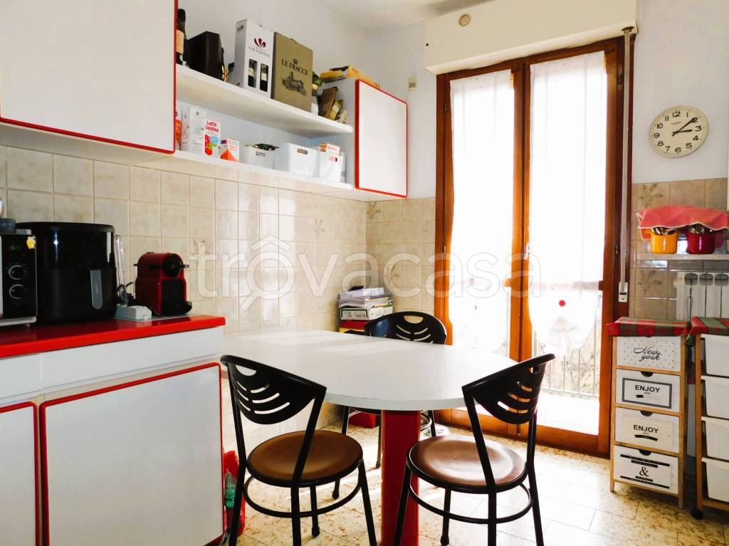 appartamento in vendita a Travacò Siccomario