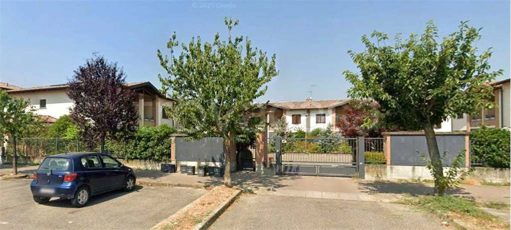 casa indipendente in vendita a Travacò Siccomario