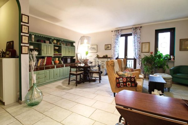 appartamento in vendita a Travacò Siccomario in zona Rotta