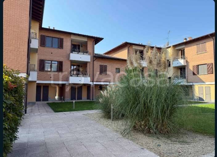 appartamento in vendita a Travacò Siccomario