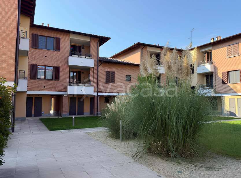 appartamento in vendita a Travacò Siccomario