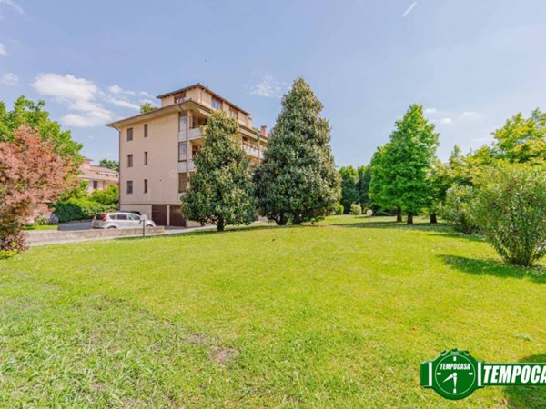 appartamento in vendita a Travacò Siccomario in zona Rotta