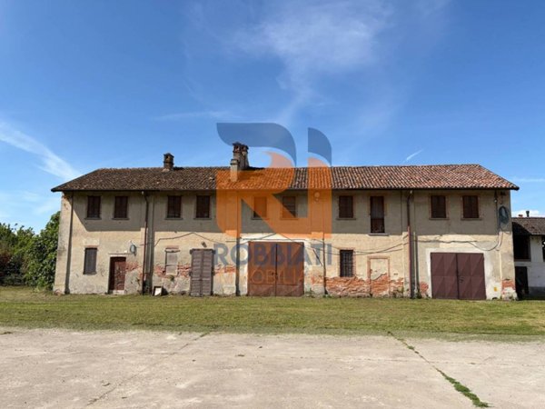 casa indipendente in vendita a Travacò Siccomario in zona Boschi