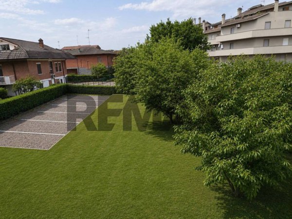 casa indipendente in vendita a Travacò Siccomario in zona Rotta