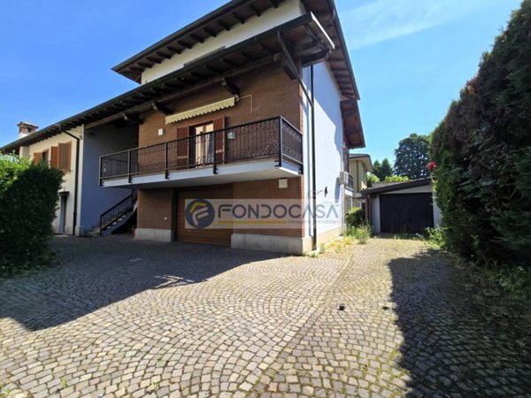 casa indipendente in vendita a Travacò Siccomario in zona Rotta
