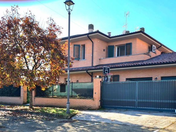 casa indipendente in vendita a Trivolzio