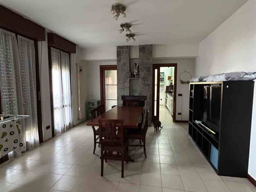 casa indipendente in vendita a Trivolzio