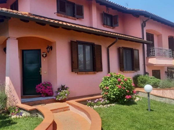 casa indipendente in vendita a Trivolzio