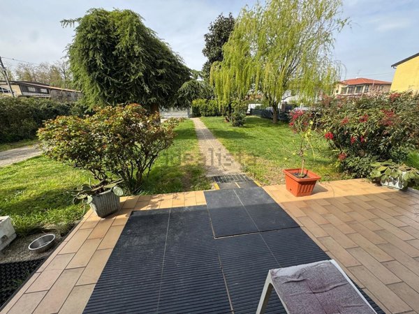casa indipendente in vendita a Trivolzio
