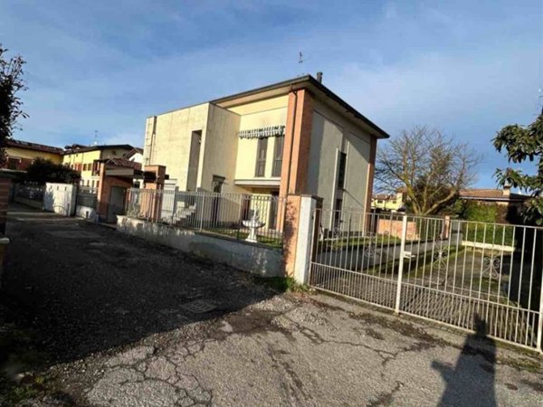 casa indipendente in vendita a Trivolzio