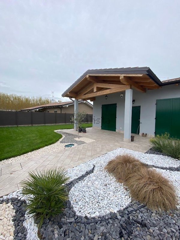 casa indipendente in vendita a Trivolzio