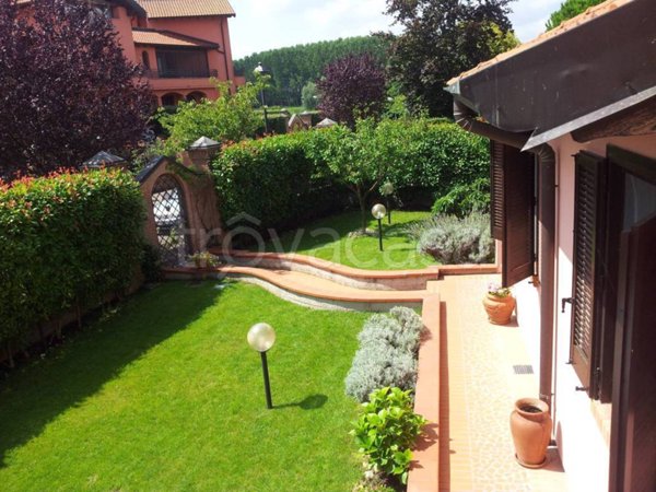 casa indipendente in vendita a Trivolzio
