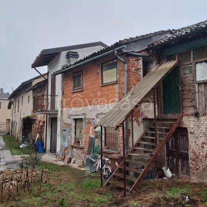 casa indipendente in vendita a Tromello