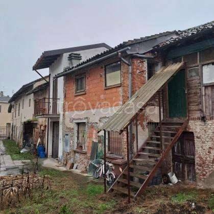 casa indipendente in vendita a Tromello
