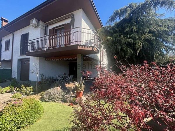 casa indipendente in vendita a Tromello