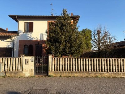 casa indipendente in vendita a Tromello