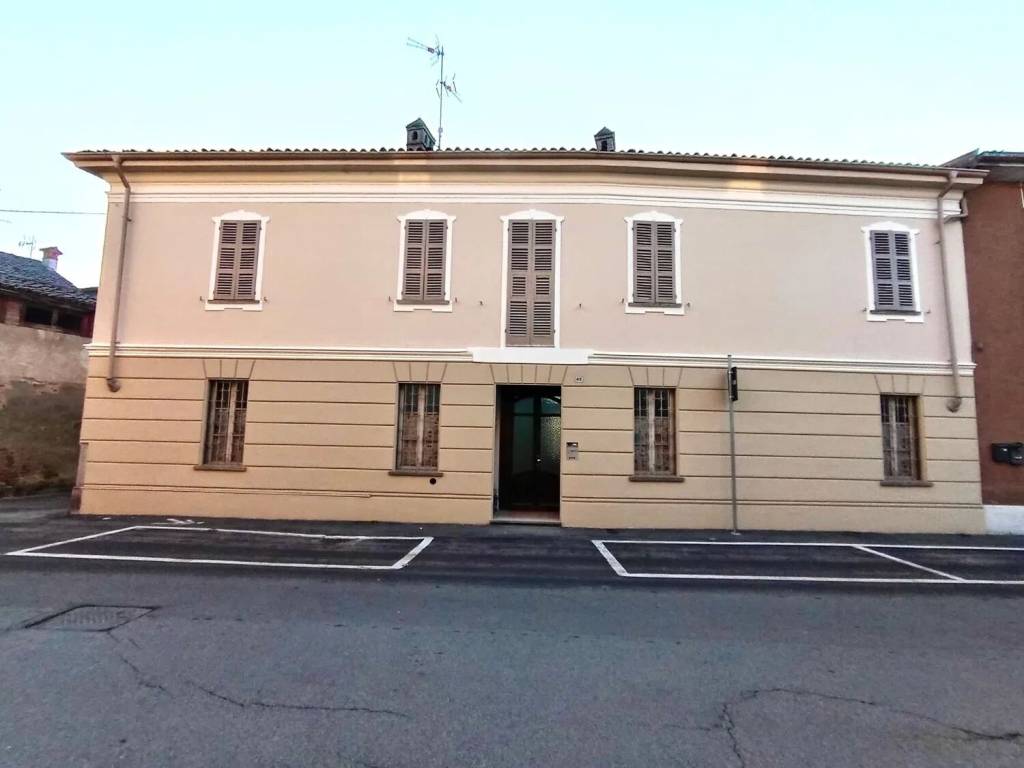 casa indipendente in vendita a Tromello