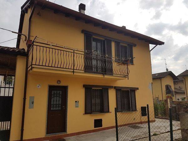 casa indipendente in vendita a Tromello