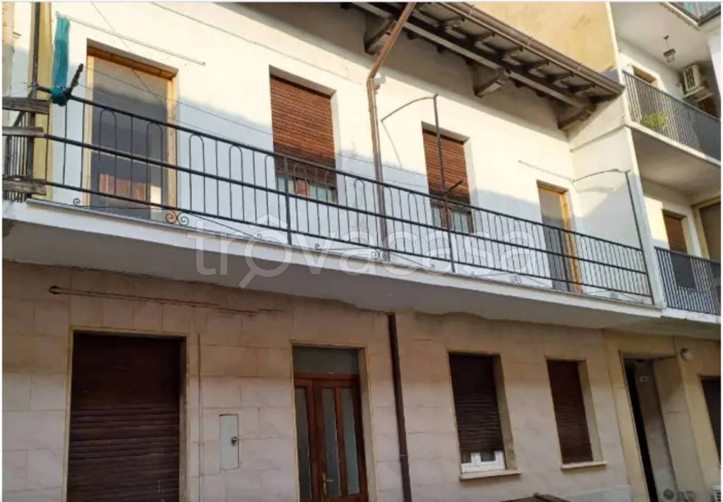 casa indipendente in vendita a Tromello