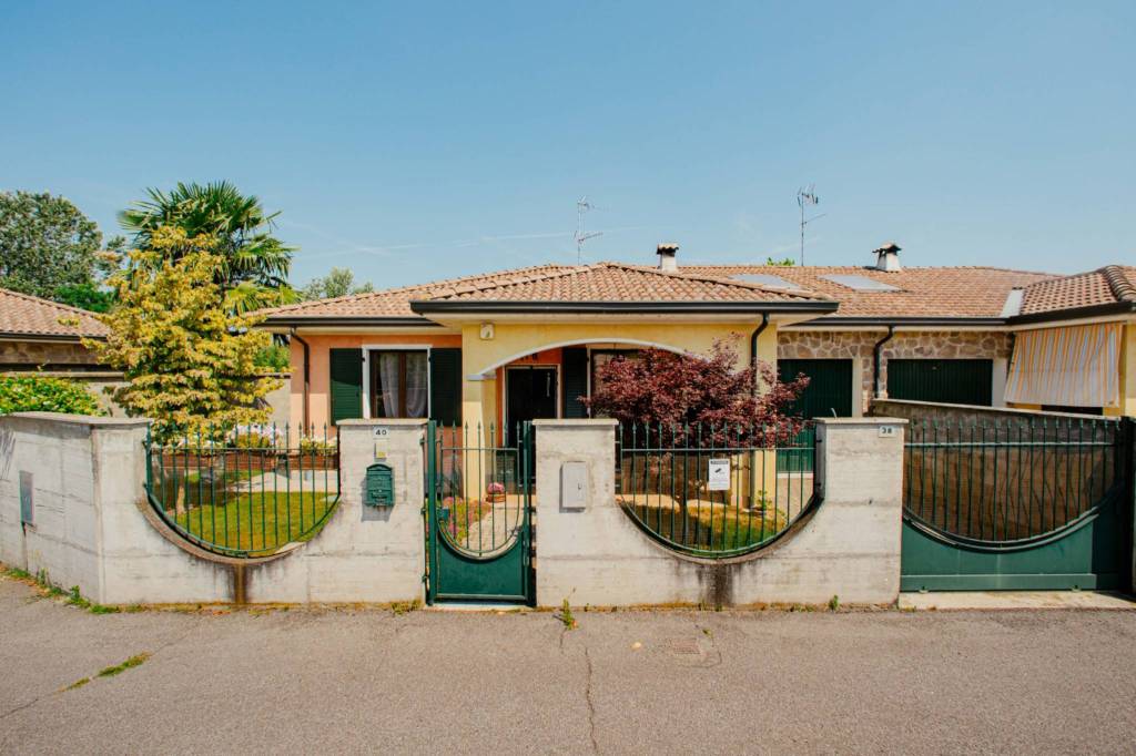 casa indipendente in vendita a Tromello