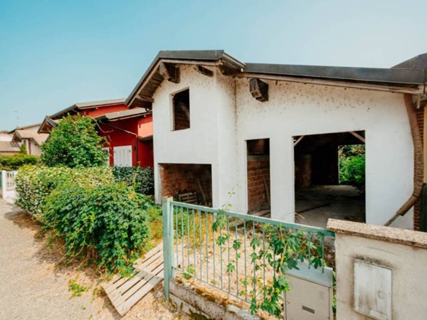 casa indipendente in vendita a Tromello