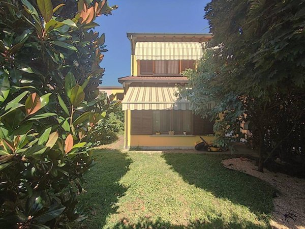 casa indipendente in vendita a Tromello