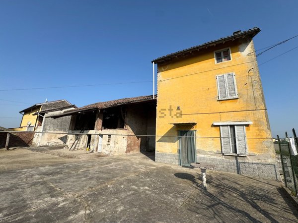 pentavano in vendita a Tromello