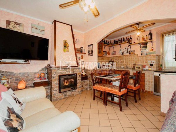 casa indipendente in vendita a Tromello