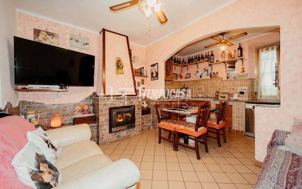 casa indipendente in vendita a Tromello