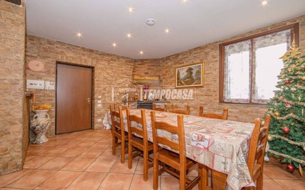 casa indipendente in vendita a Tromello