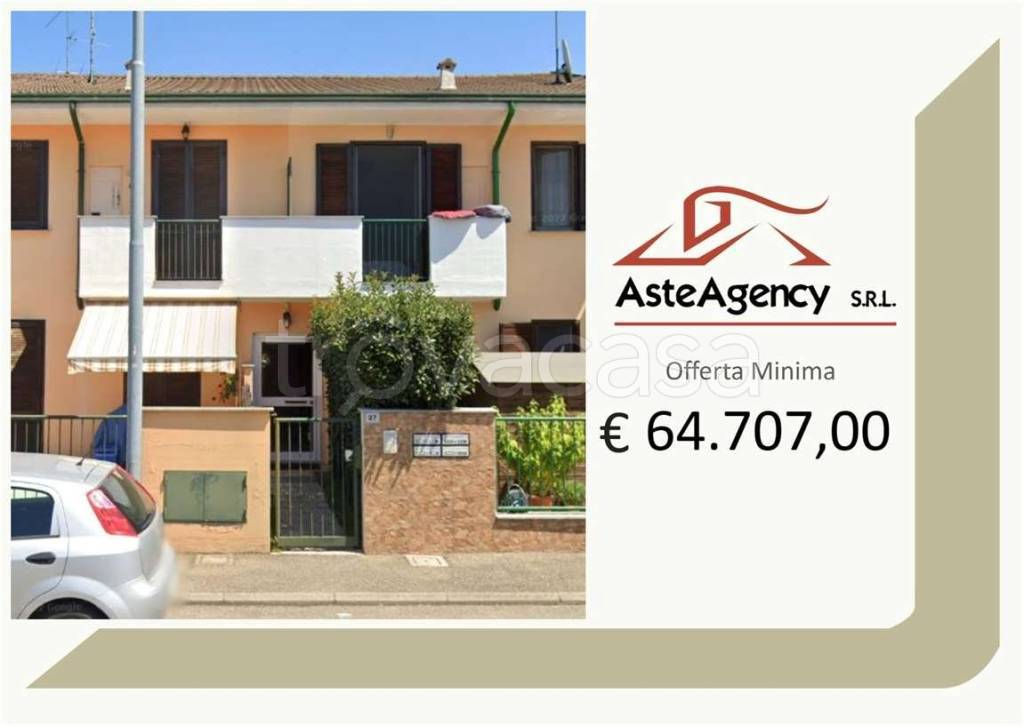 casa indipendente in vendita a Tromello